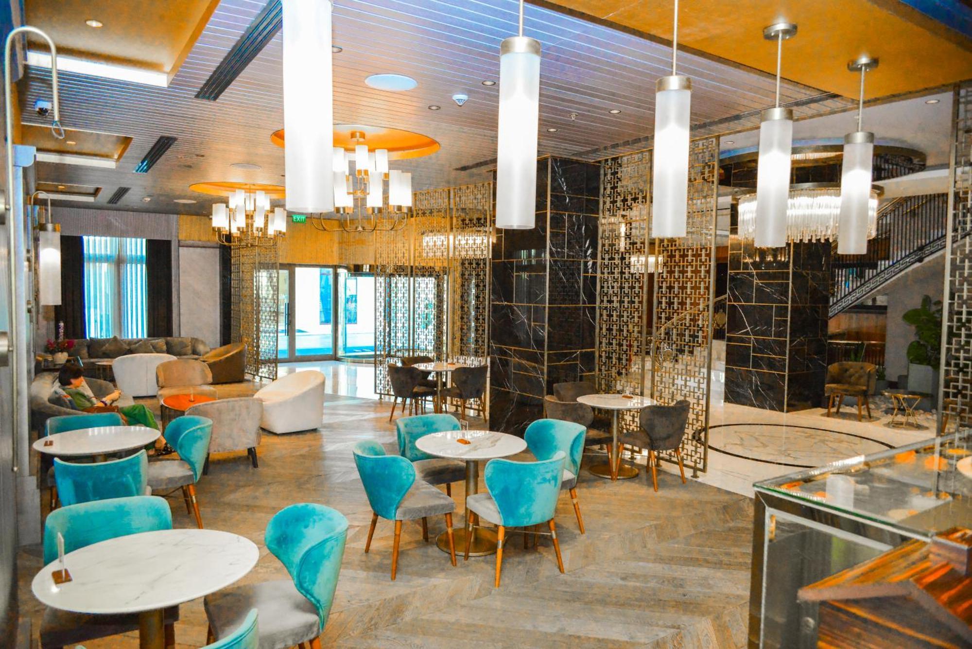 Rocks Hotel & Casino Kirenia Zewnętrze zdjęcie